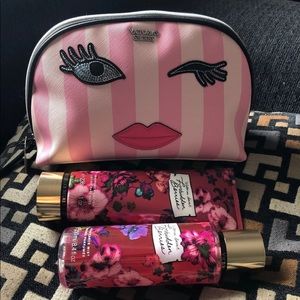 victoria secret cosmetic bag